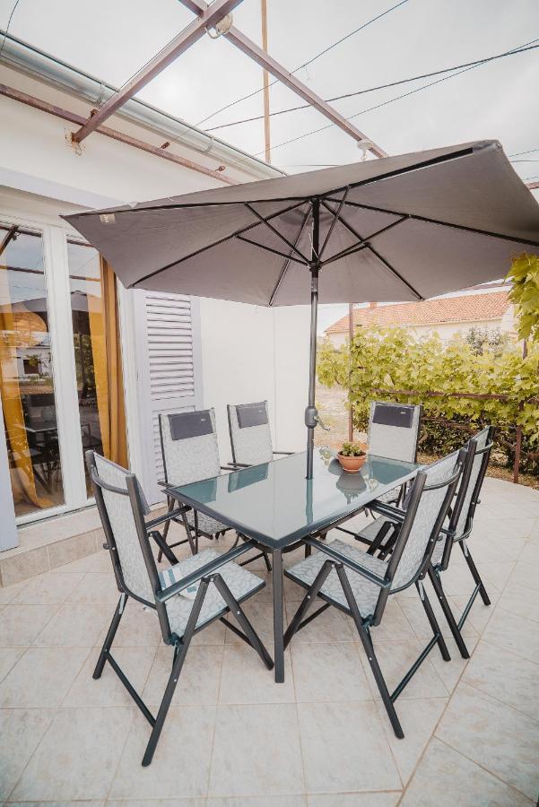 Cosy Family Friendly House Villa Zadar Exterior photo